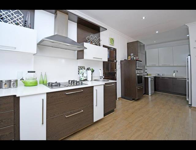 5 BEDROOM PROPERTY TO RENT IN PARKMORE